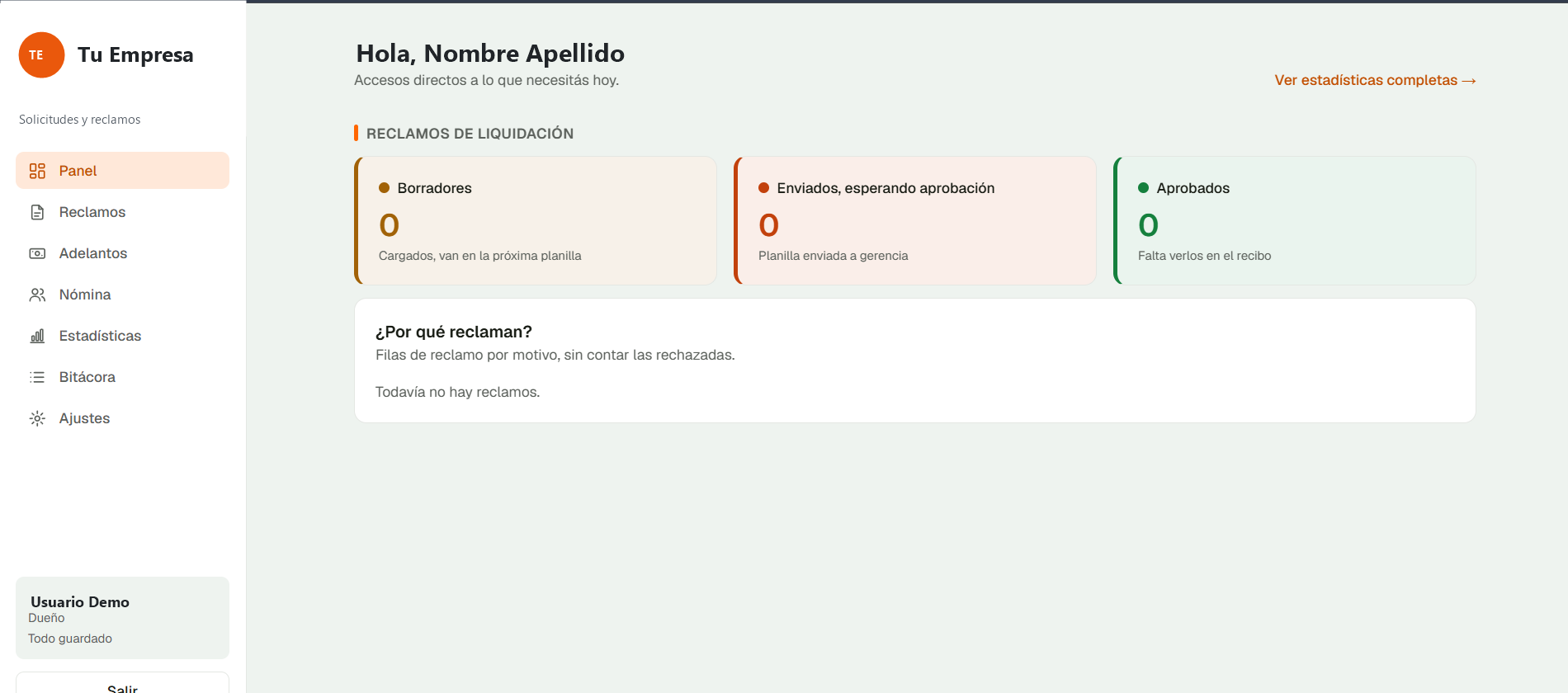 Panel de la app de solicitudes y reclamos con tres indicadores de estado y el menú lateral (datos anonimizados)
